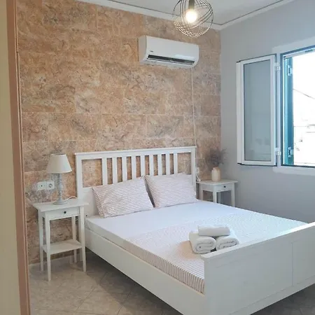 דירה Evelina 4 ליקסורי