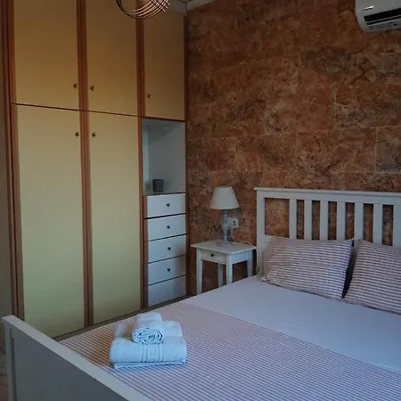 Διαμέρισμα Evelina 4 *